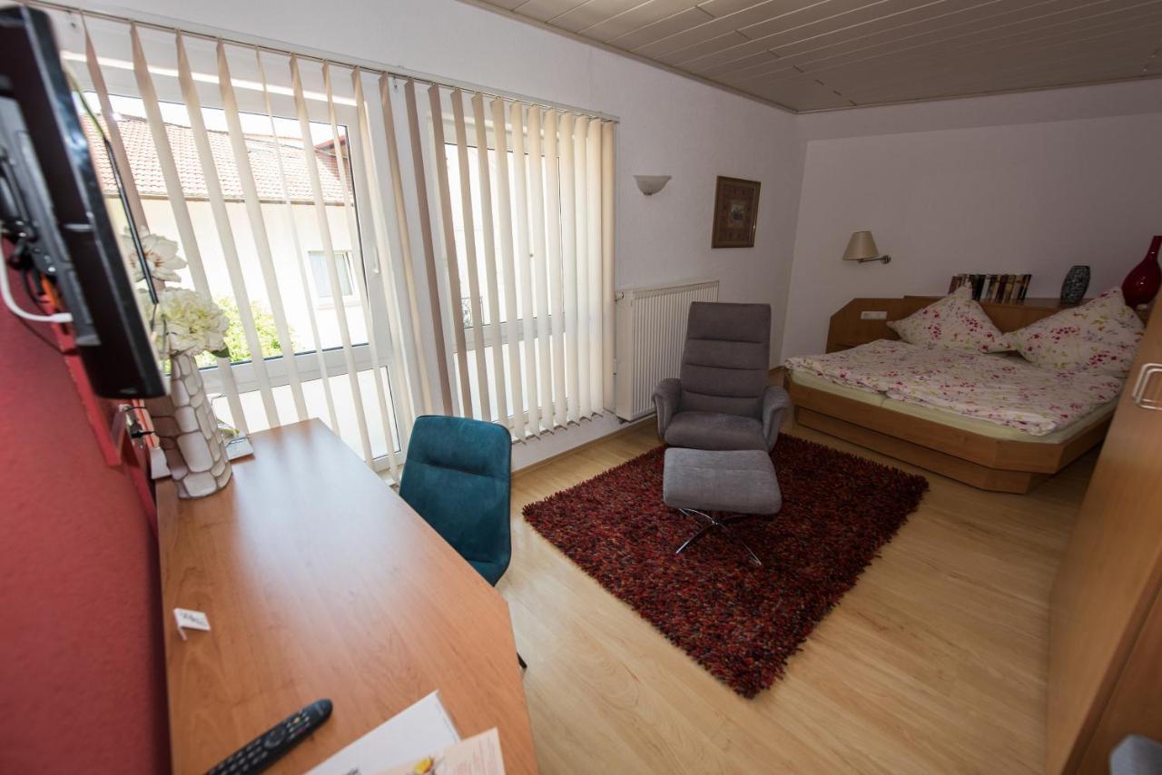 Gaestehaus Schmitt Appenheim Ngoại thất bức ảnh